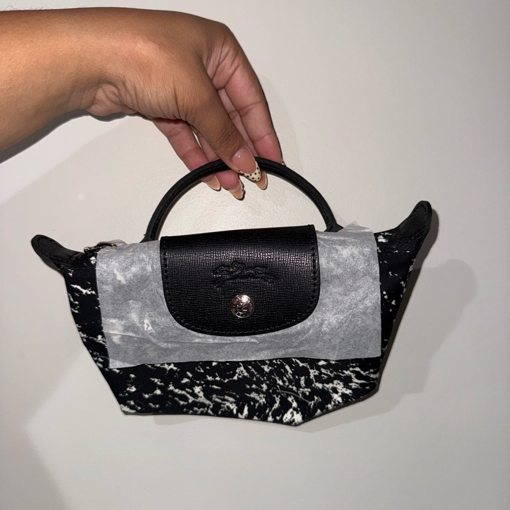 AUTHENTIC Longchamp Black and White Mini Bag w. strap & bag charm